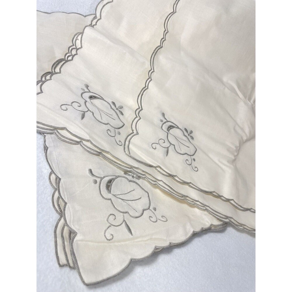 Vintage Cream Cotton Napkin Set 12pc Scalloped Embroidered Table Decor 15 x 15 " - Picture 8 of 12